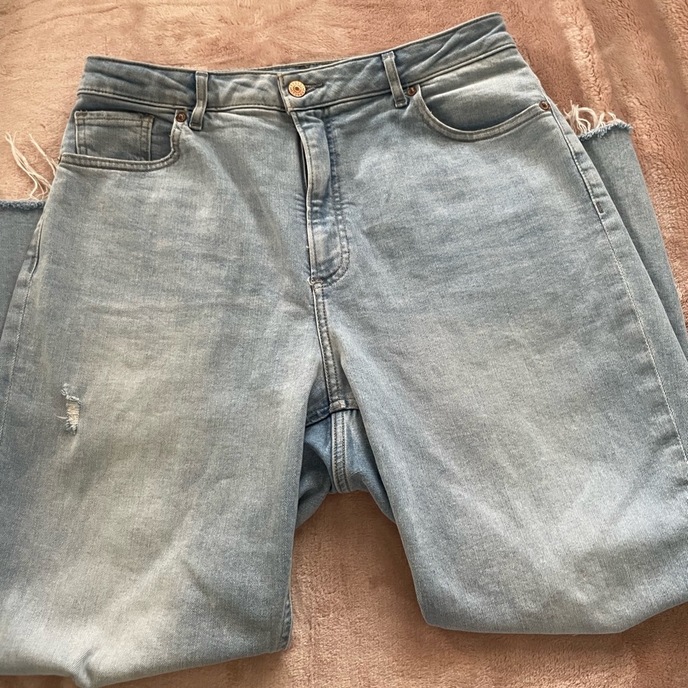 Express Super High Rise Curvy Mom jeans, light wash